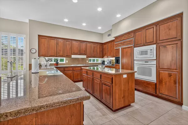 Palm Desert, CA 92211,4 Milano CIR