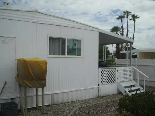 Thousand Palms, CA 92276,32765 Saint Andrews Dr.