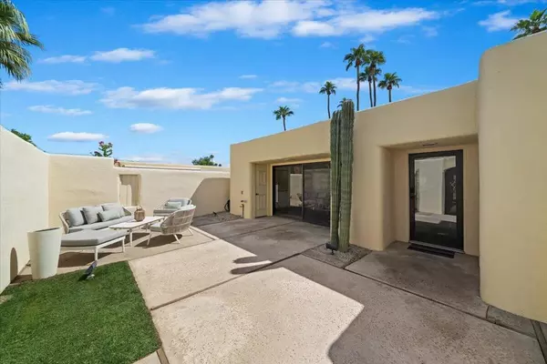 Palm Springs, CA 92262,436 N Greenhouse WAY
