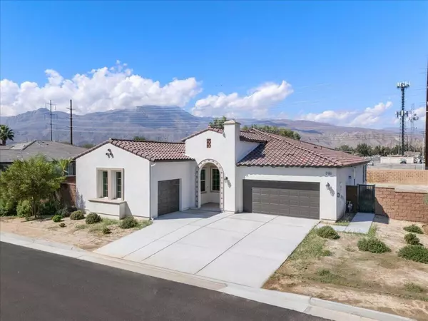 57683 Cantata DR, La Quinta, CA 92253