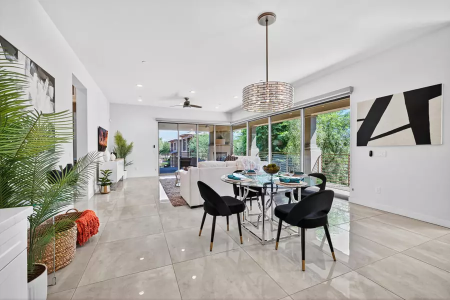 2504 Retreat CIR, Palm Desert, CA 92211