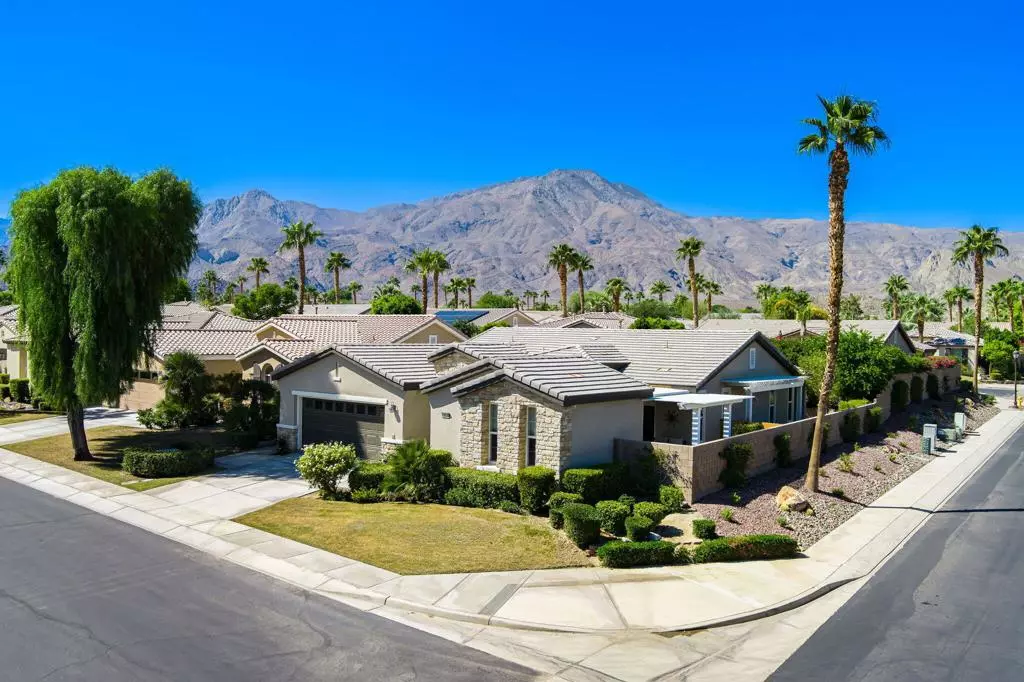 La Quinta, CA 92253,60119 Honeysuckle ST