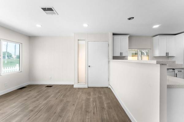 Thousand Palms, CA 92276,33371 Tubac TRL