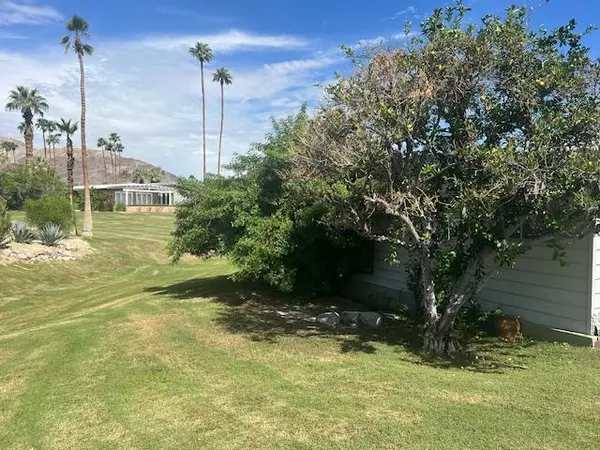 Palm Desert, CA 92260,49305 Highway 74 #101