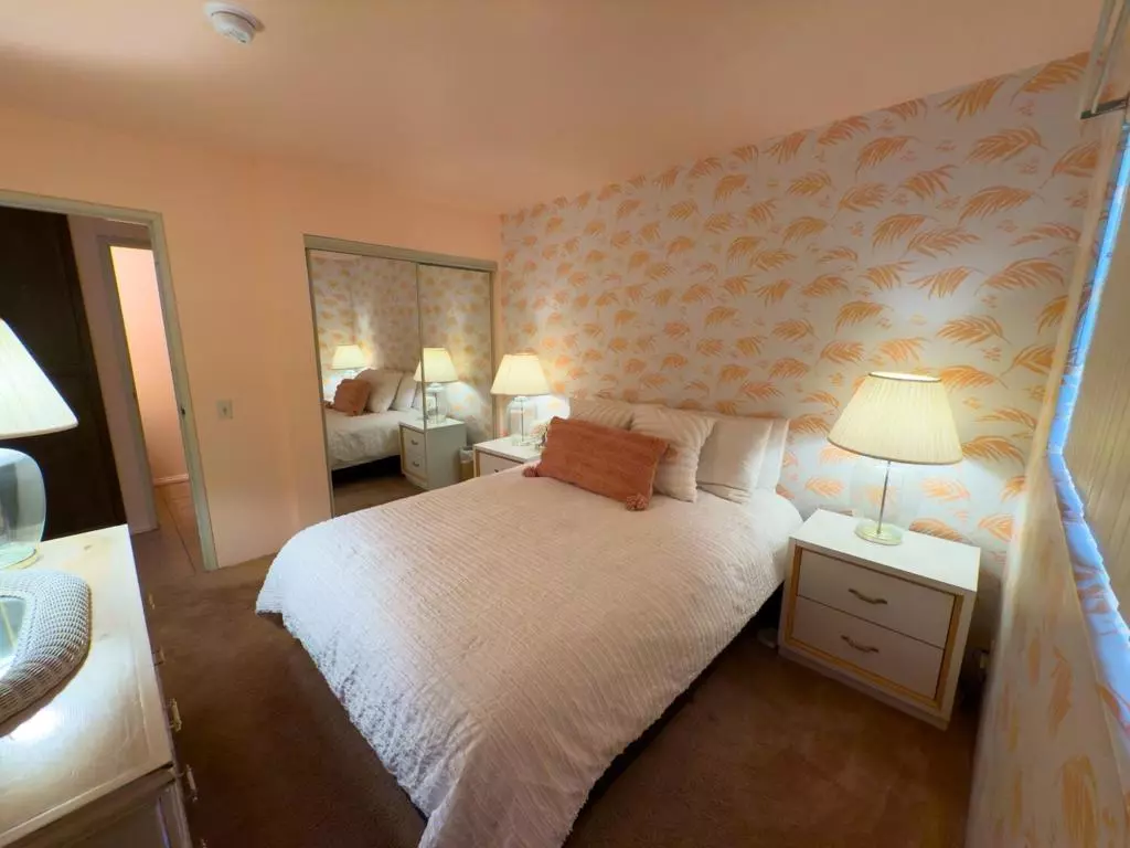 Palm Springs, CA 92262,2809 N Los Felices CIR E #G115