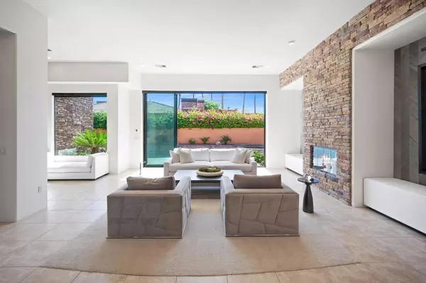 La Quinta, CA 92253,50380 Via Serenidad