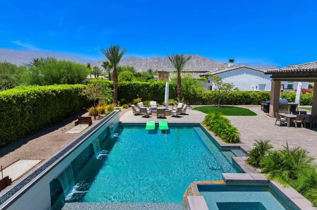 La Quinta, CA 92253,81376 Merv Griffin WAY