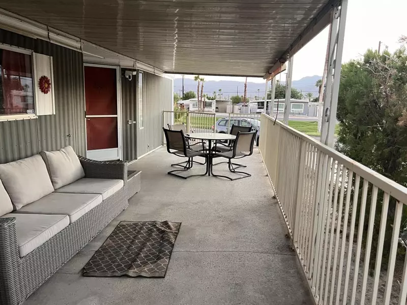 32160 San Miguelito DR, Thousand Palms, CA 92276