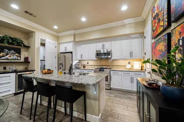 Palm Desert, CA 92260,2102 Via Calderia #2102