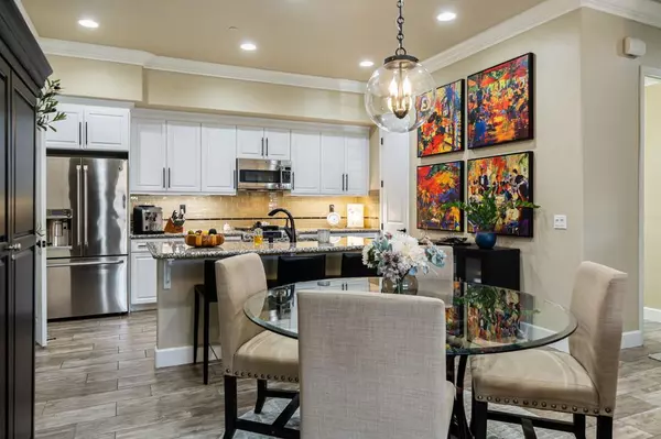 Palm Desert, CA 92260,2102 Via Calderia #2102