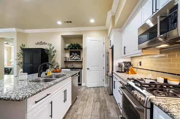 Palm Desert, CA 92260,2102 Via Calderia #2102