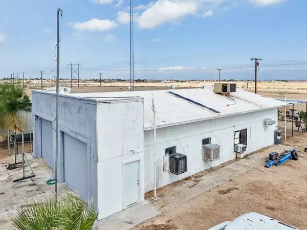 Thermal, CA 92274,2154 Riviera CIR