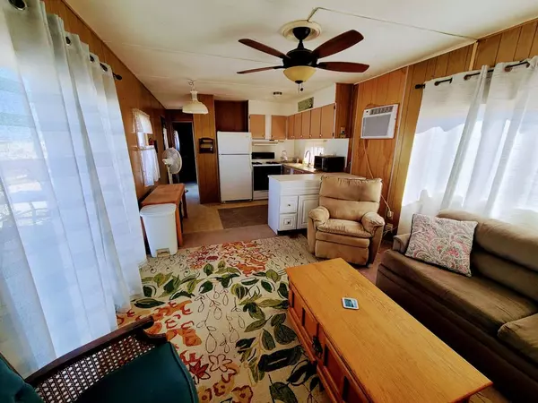 Thermal, CA 92274,3442 Judy AVE