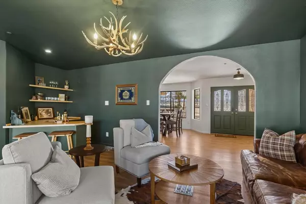 Joshua Tree, CA 92252,62850 Dennis AVE