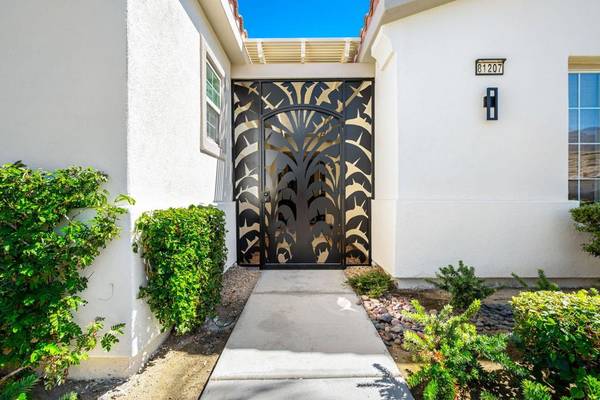 La Quinta, CA 92253,81207 Santa Rosa CT