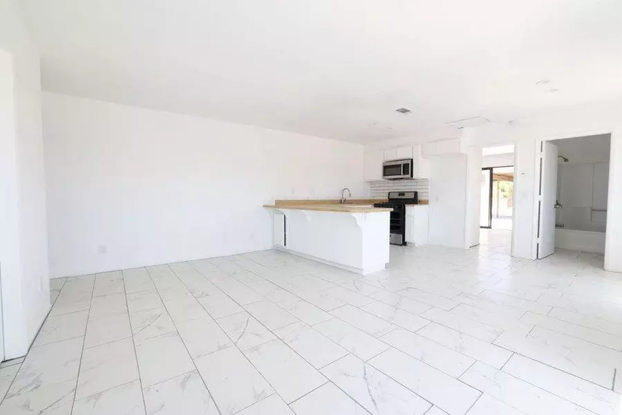 27160 Vista RD #36, Helendale, CA 92342