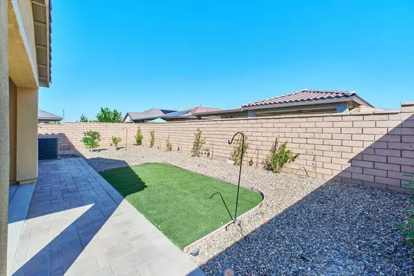 Indio, CA 92203,85494 Cortona CT