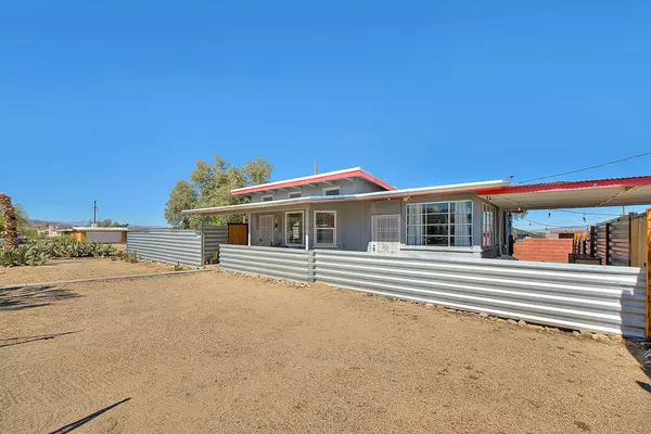 29 Palms, CA 92277,74768 Sunset DR