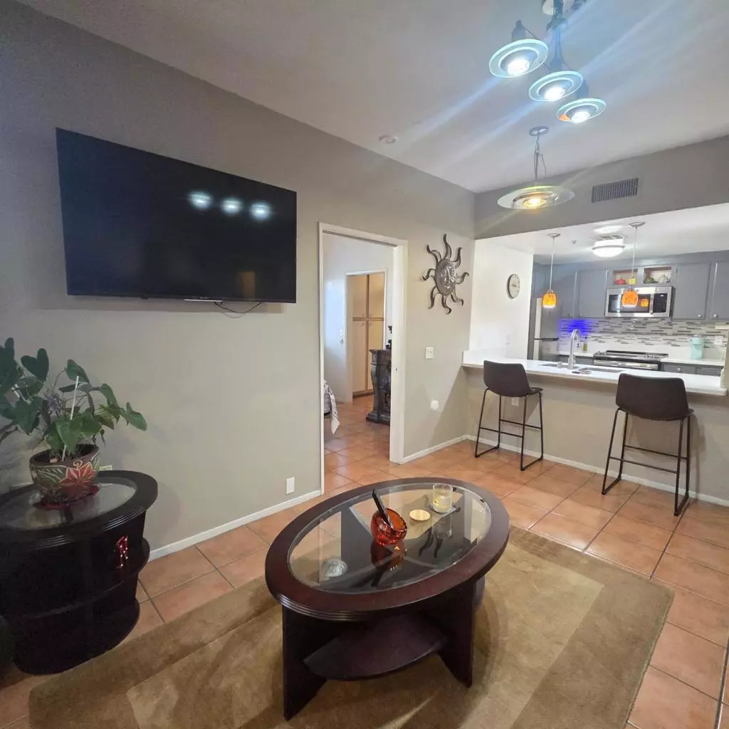Cathedral City, CA 92234,69130 Gerald Ford DR #10
