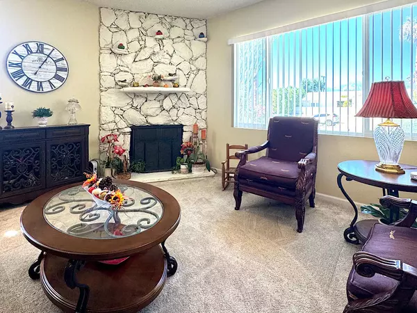 Desert Hot Springs, CA 92240,9724 Valencia DR