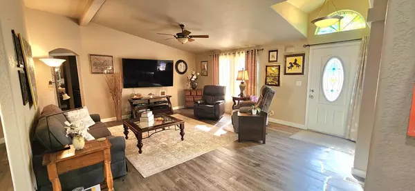 Palm Desert, CA 92260,73646 Cabazon Peak DR