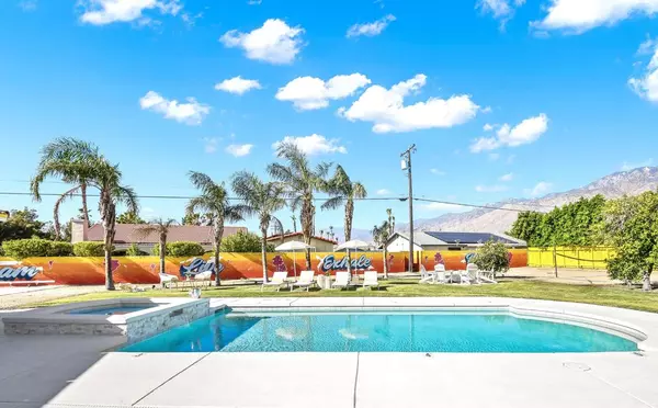 Palm Springs, CA 92262,2099 E Racquet Club RD E