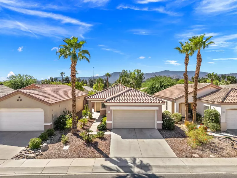 78571 Glastonbury WAY, Palm Desert, CA 92211
