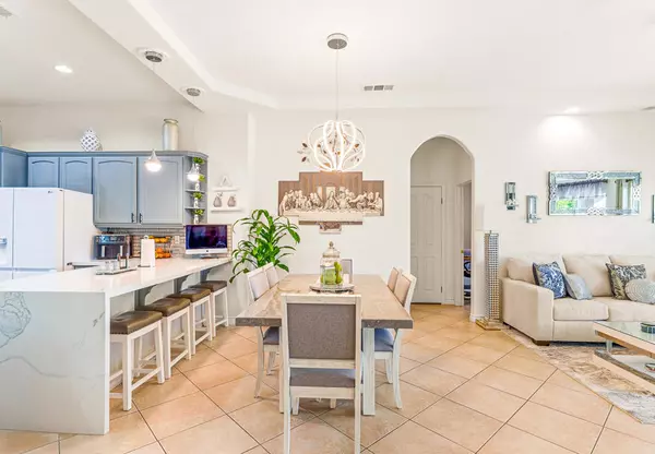 Cathedral City, CA 92234,67305 Medano RD