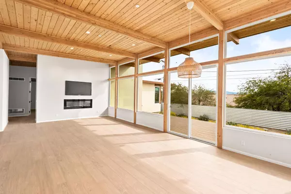 Desert Hot Springs, CA 92240,68055 Calle Cerrito