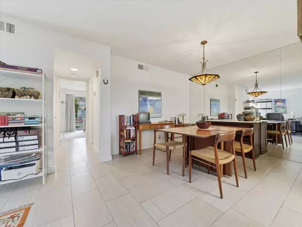 Palm Springs, CA 92264,2001 Camino Parocela E #O-107