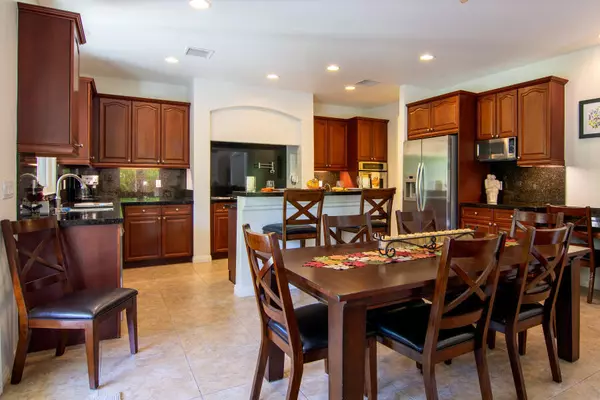 Cathedral City, CA 92234,67975 Via Seguro