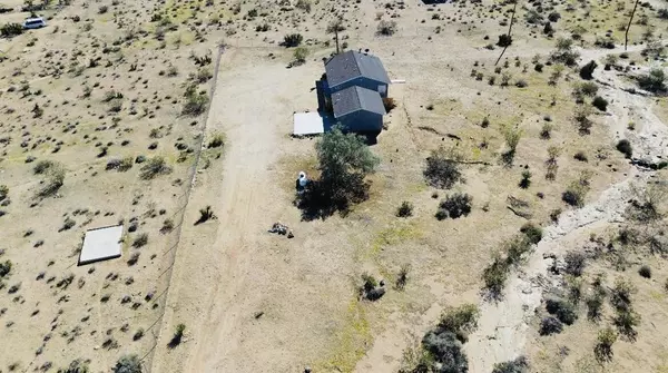 Landers, CA 92285,1863 Cypress LN