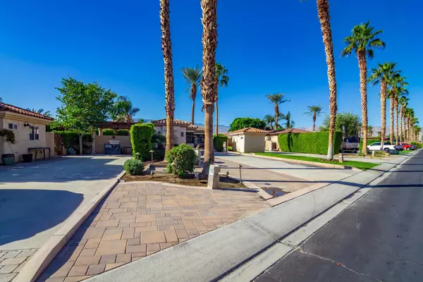 Indio, CA 92201,80501 Avenue 48 #264