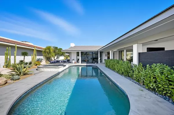 3 Surrey CT, Rancho Mirage, CA 92270