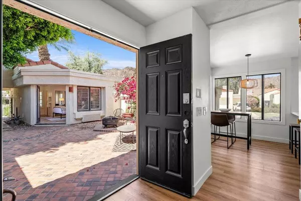 La Quinta, CA 92253,50172 Calle Maria