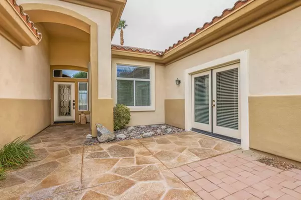 Palm Desert, CA 92211,35193 Rosemont DR