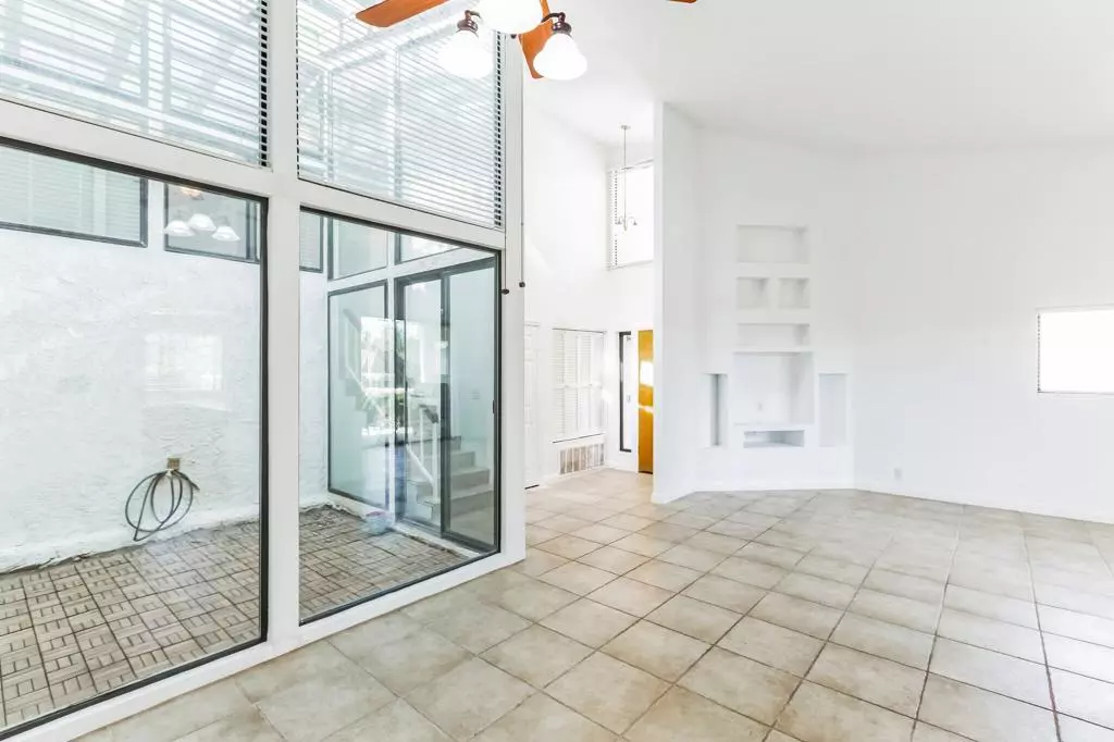 Palm Desert, CA 92260,45324 Driftwood DR