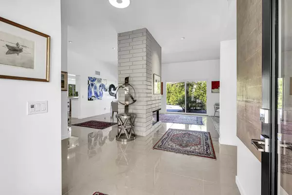 Rancho Mirage, CA 92270,70880 Sunny LN