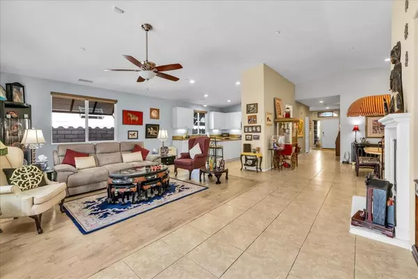 Palm Springs, CA 92262,2579 Savanna WAY