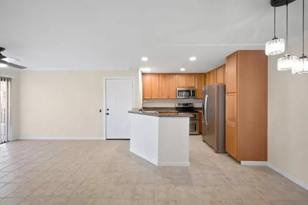 Bermuda Dunes, CA 92203,78650 Avenue 42 #1005