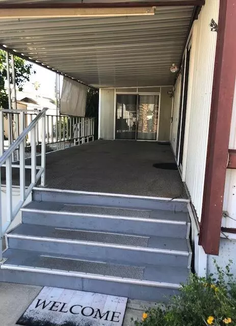 Cathedral City, CA 92234,326 Coyote