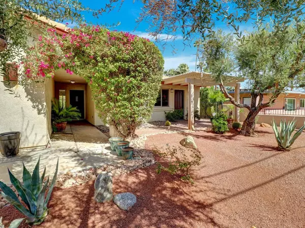 Palm Springs, CA 92264,250 E Sonora RD