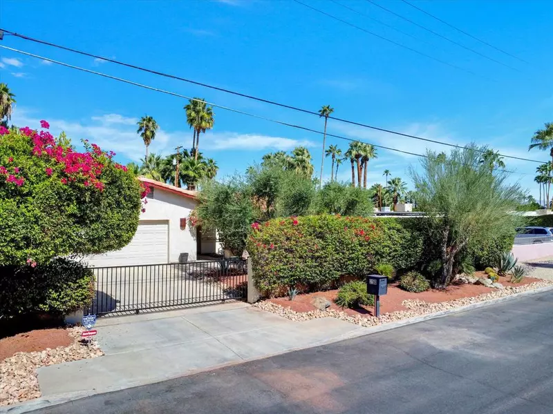 250 E Sonora RD, Palm Springs, CA 92264