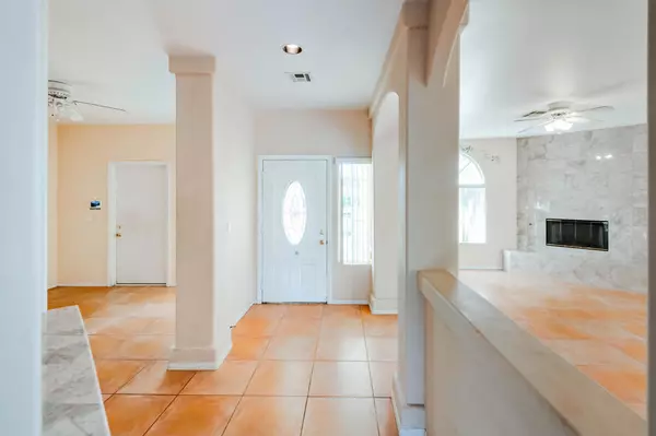 Cathedral City, CA 92234,30995 Avenida Del Yermo