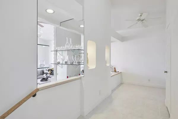 Palm Desert, CA 92211,162 Lost River DR