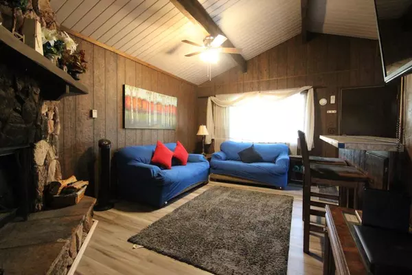 Big Bear, CA 92314,416 Sugarloaf BLVD