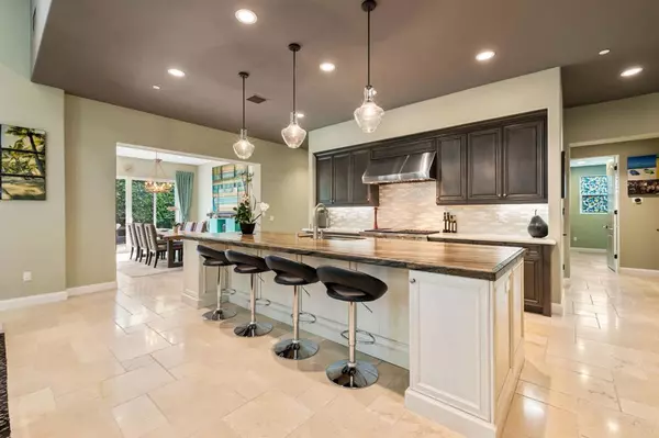 Rancho Mirage, CA 92270,17 Emerald CT