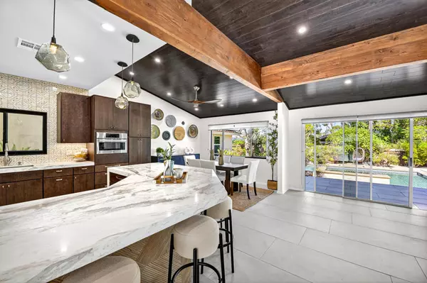 Palm Desert, CA 92260,74090 Setting Sun TRL