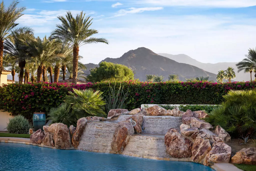 La Quinta, CA 92253,50240 Woodmere