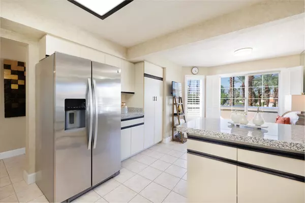 Palm Desert, CA 92211,272 Vista Royale CIR E